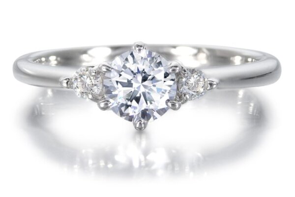 ダイヤモンド婚約指輪　シンプルデザイン　セレクトオーダー