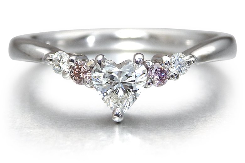 ハートシェイプ - ピンクダイヤモンド (0.251ct F VVS-2 HEART BRILLIANT )婚約指輪 中央宝石研究所鑑定書付き